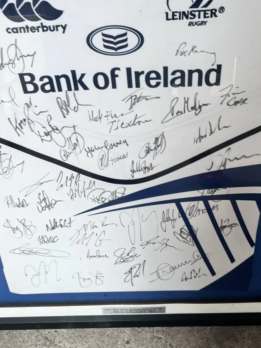 Framed Leinster Rugby Jersey - Image 4