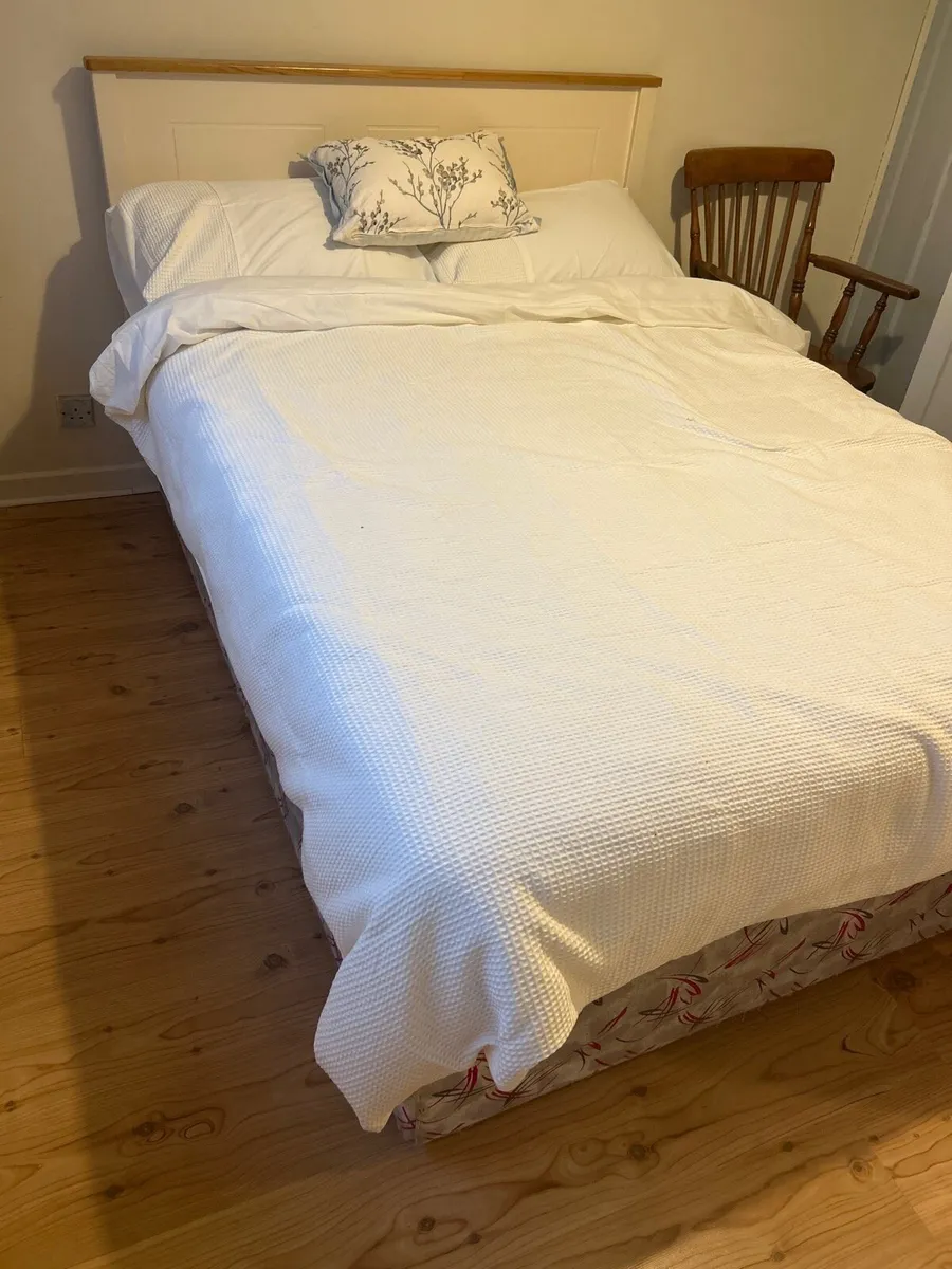 Double bed frame