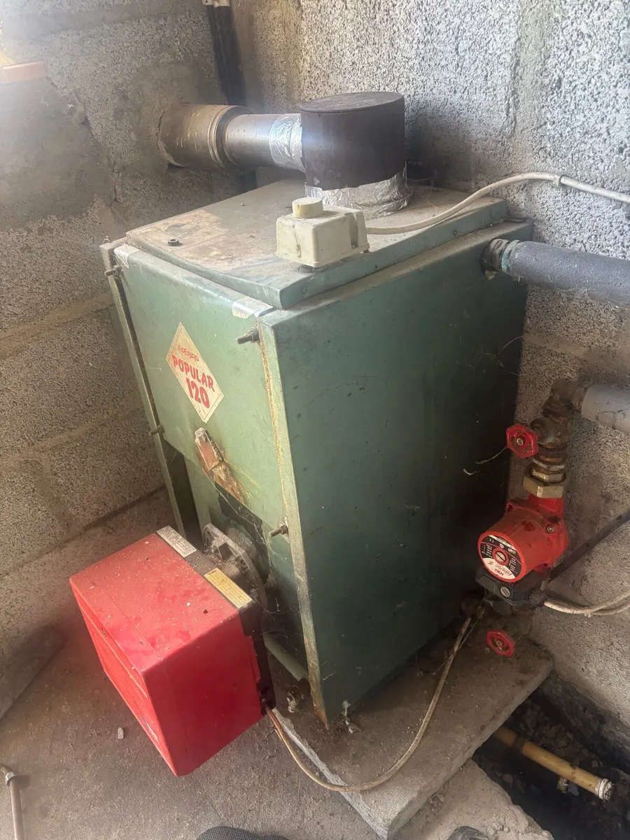 Oil boiler - Image 1