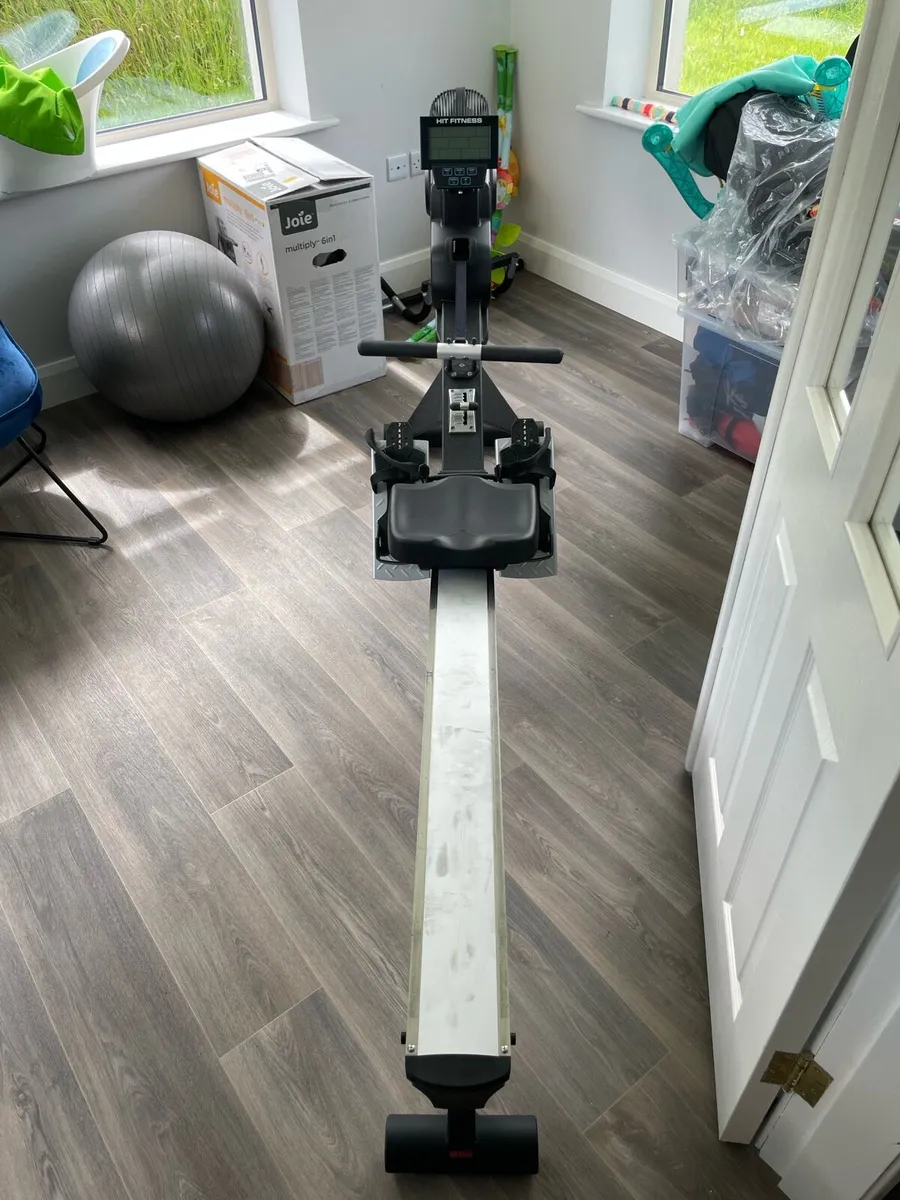 Rowing machine - Image 2