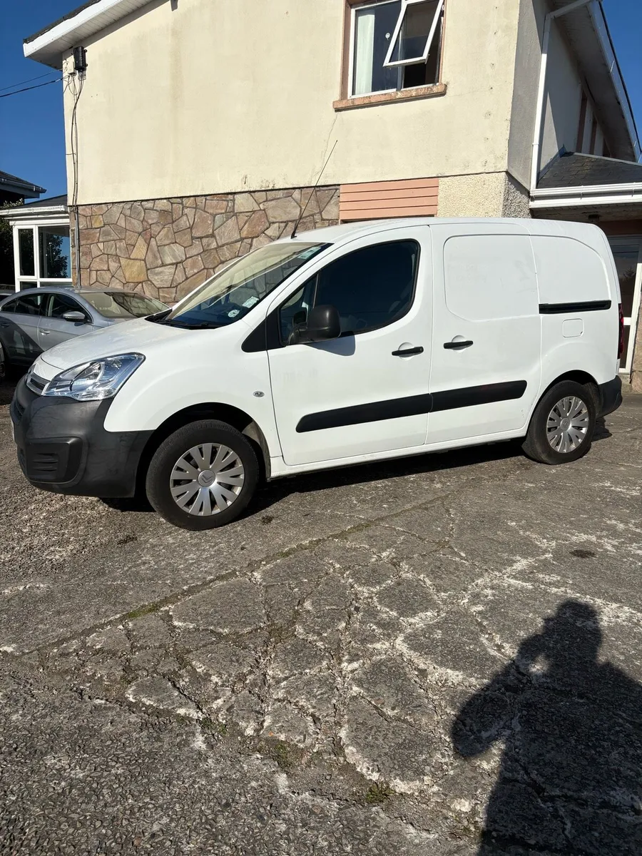 Full ev (electric vechicle ) berlingo - Image 2