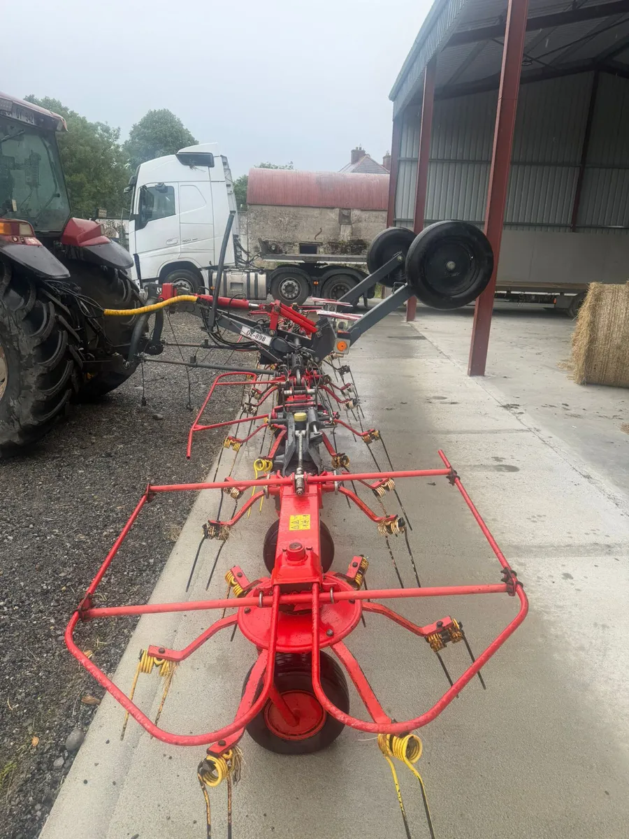 Trailed Hay Tedder - Image 2