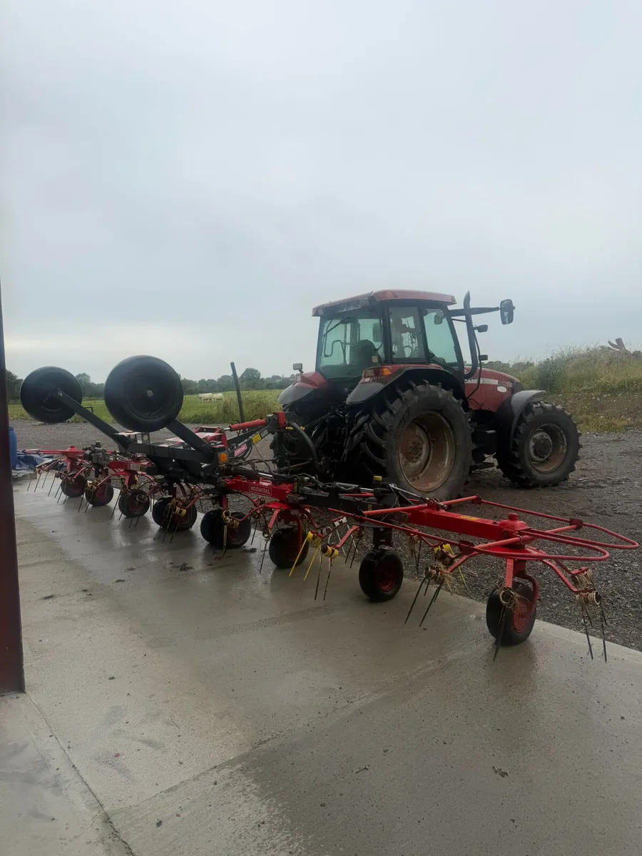 Trailed Hay Tedder - Image 1