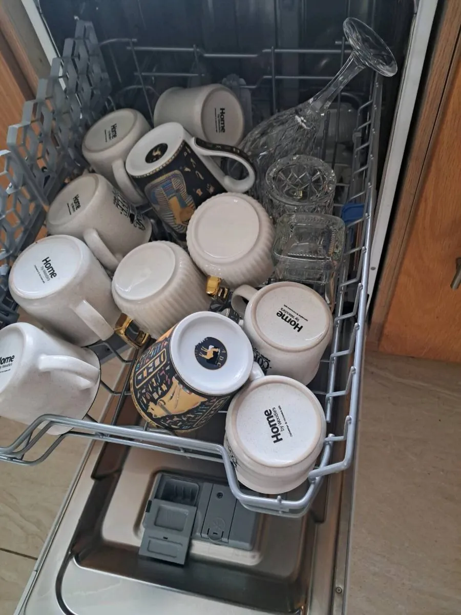 Indesit Dishwasher - Image 3