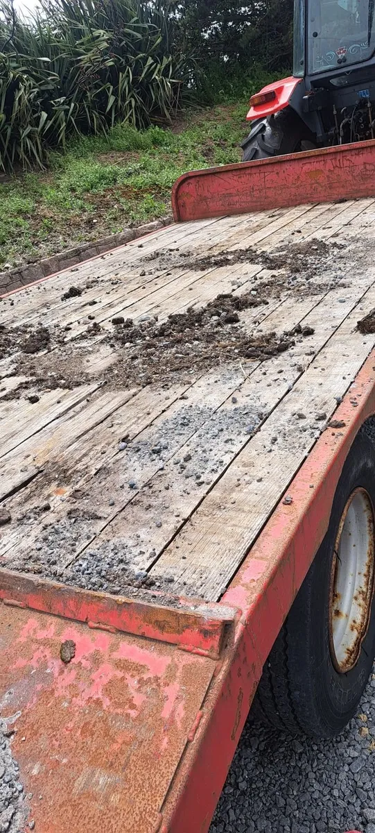 Low loader - Image 2