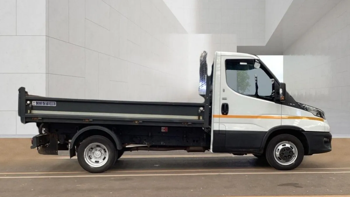 2023 Iveco Daily, Tipper - Image 2