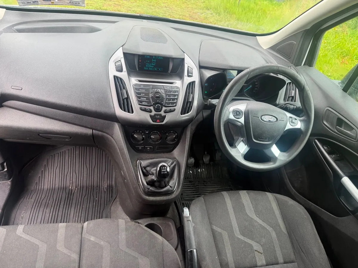 Ford Transit Connect  2017 LWB - Image 3