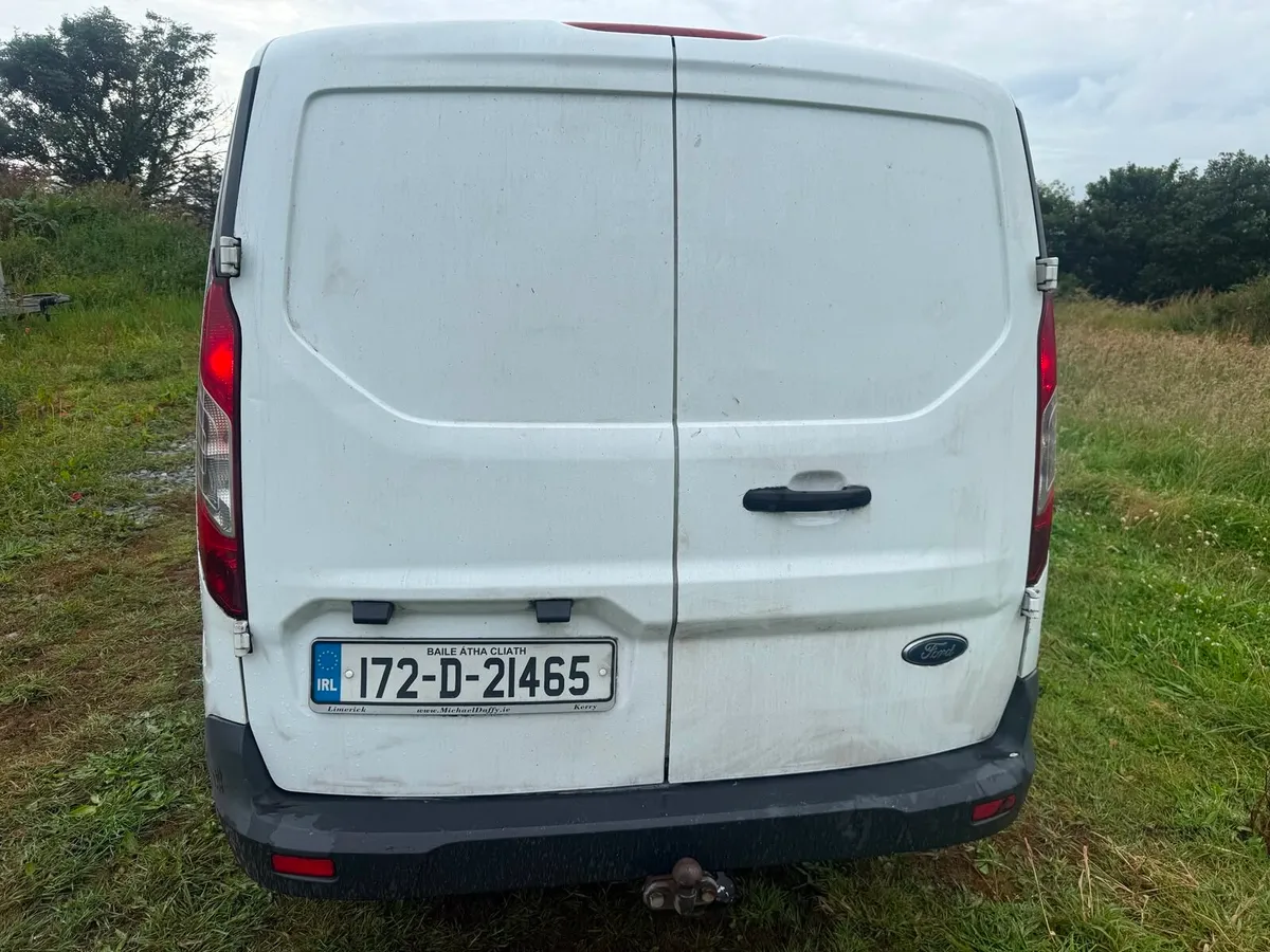 Ford Transit Connect  2017 LWB - Image 2
