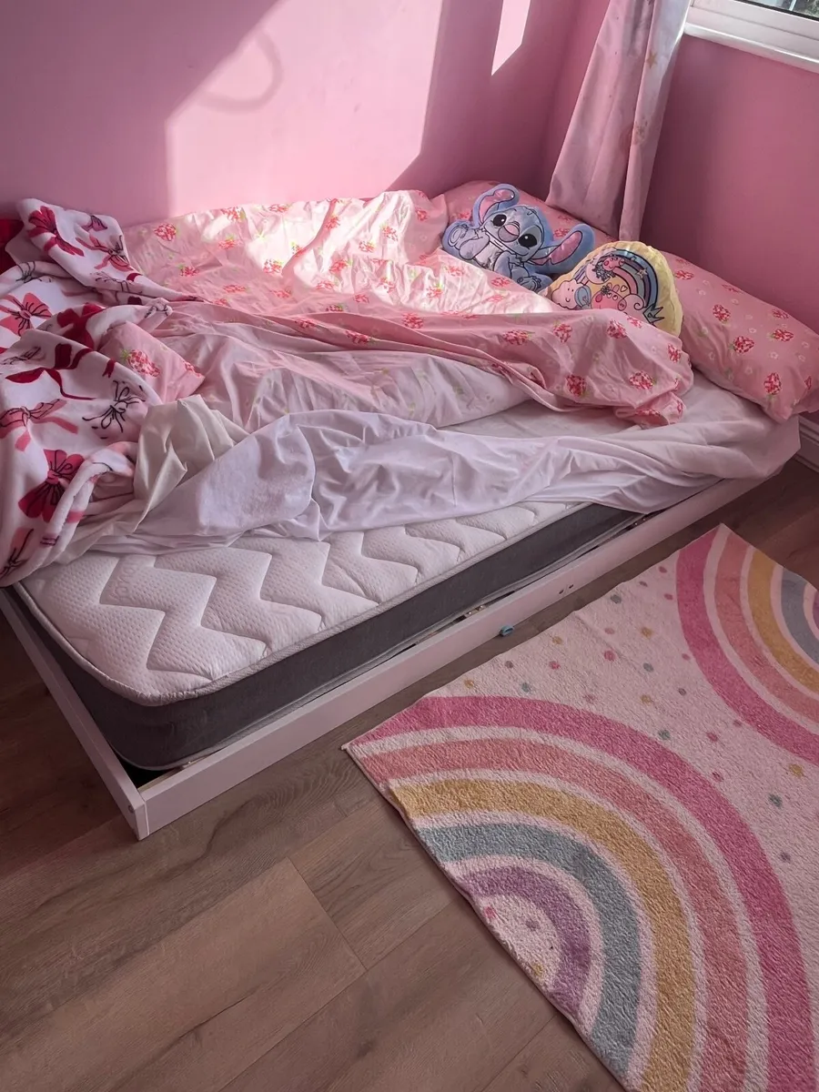 Floor bed - Image 3