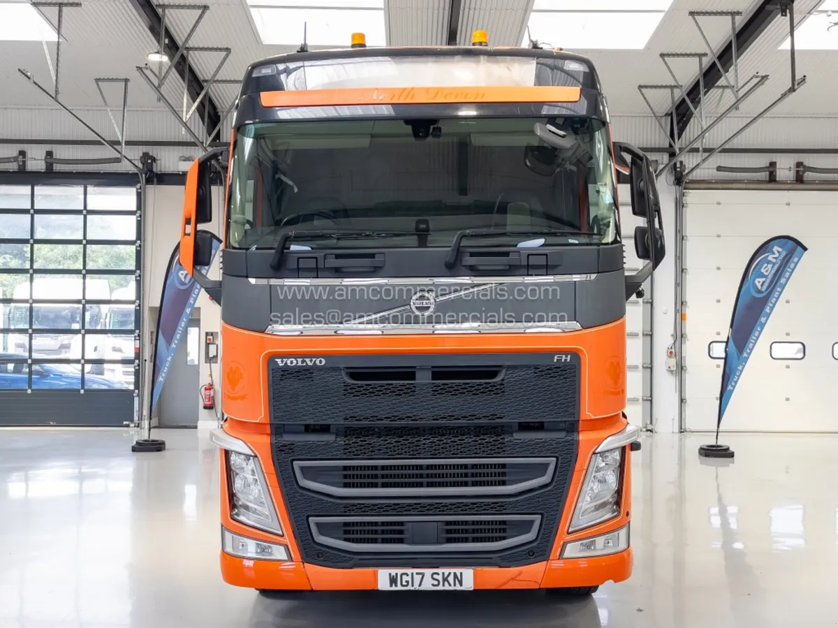 2017 VOLVO FH 500 GLOBETROTTER - Image 2