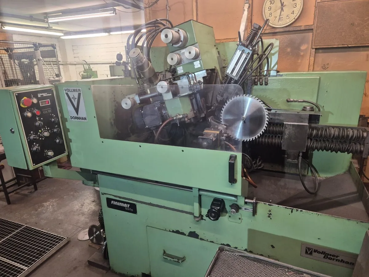 Vollmer Beta Saw Sharpening Machine - Image 4