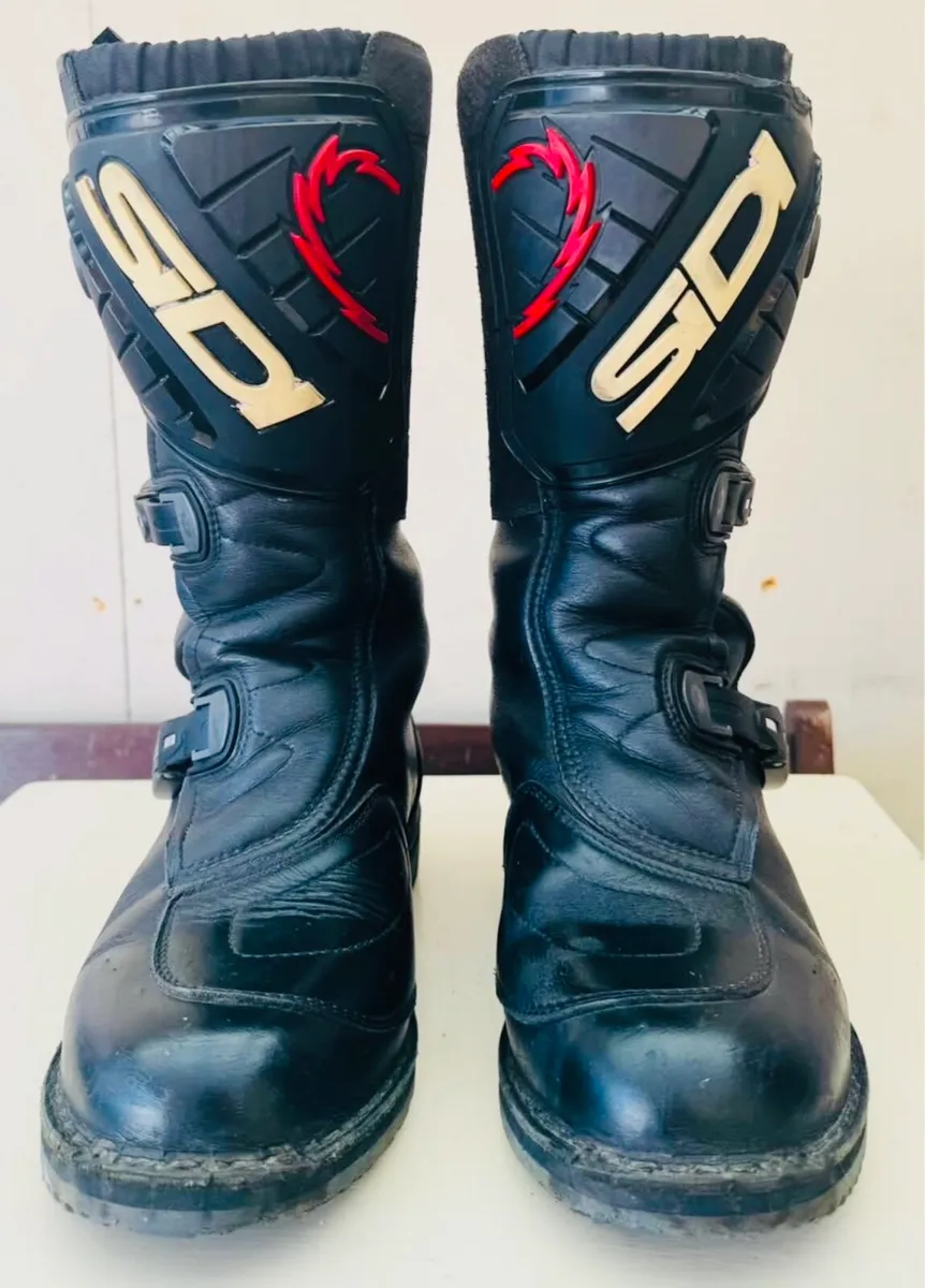 Adventure motorcycle boots - Image 2