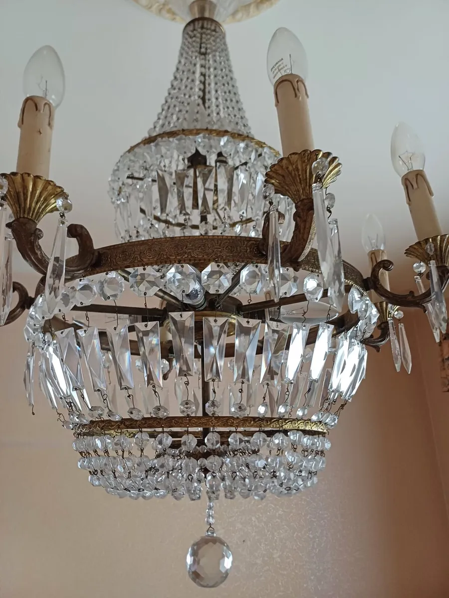 Beautiful French crystal chandalier - Image 2