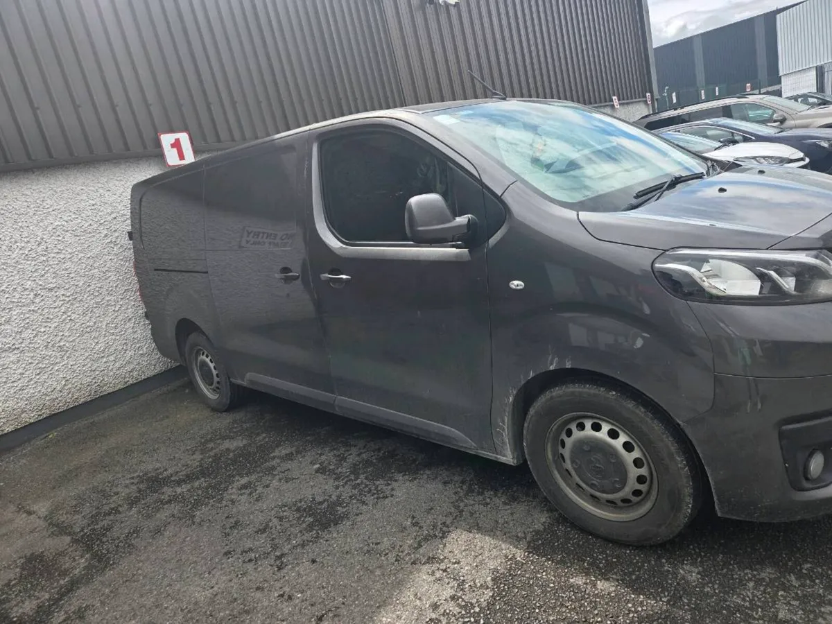 Van - Image 2