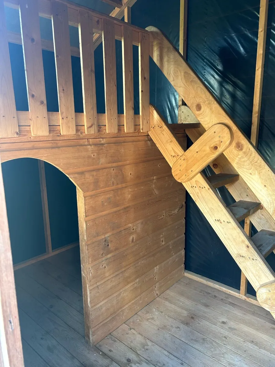 Shop playhouse - Image 4