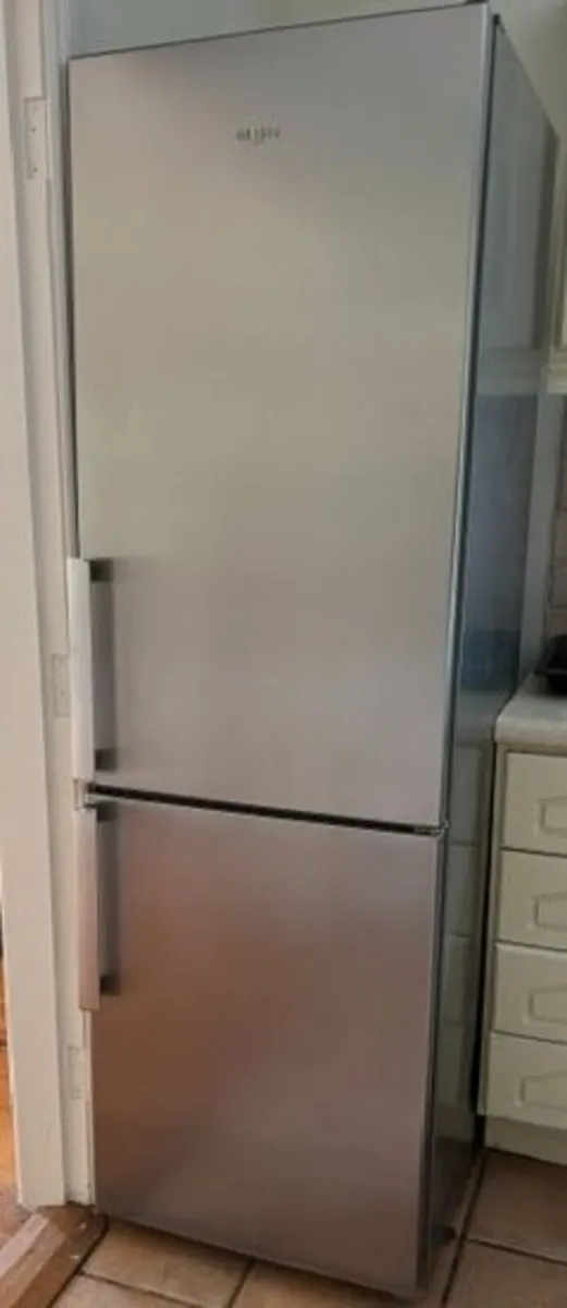 Fridge freezer, dishwasher, washing machine, dryer - Image 2