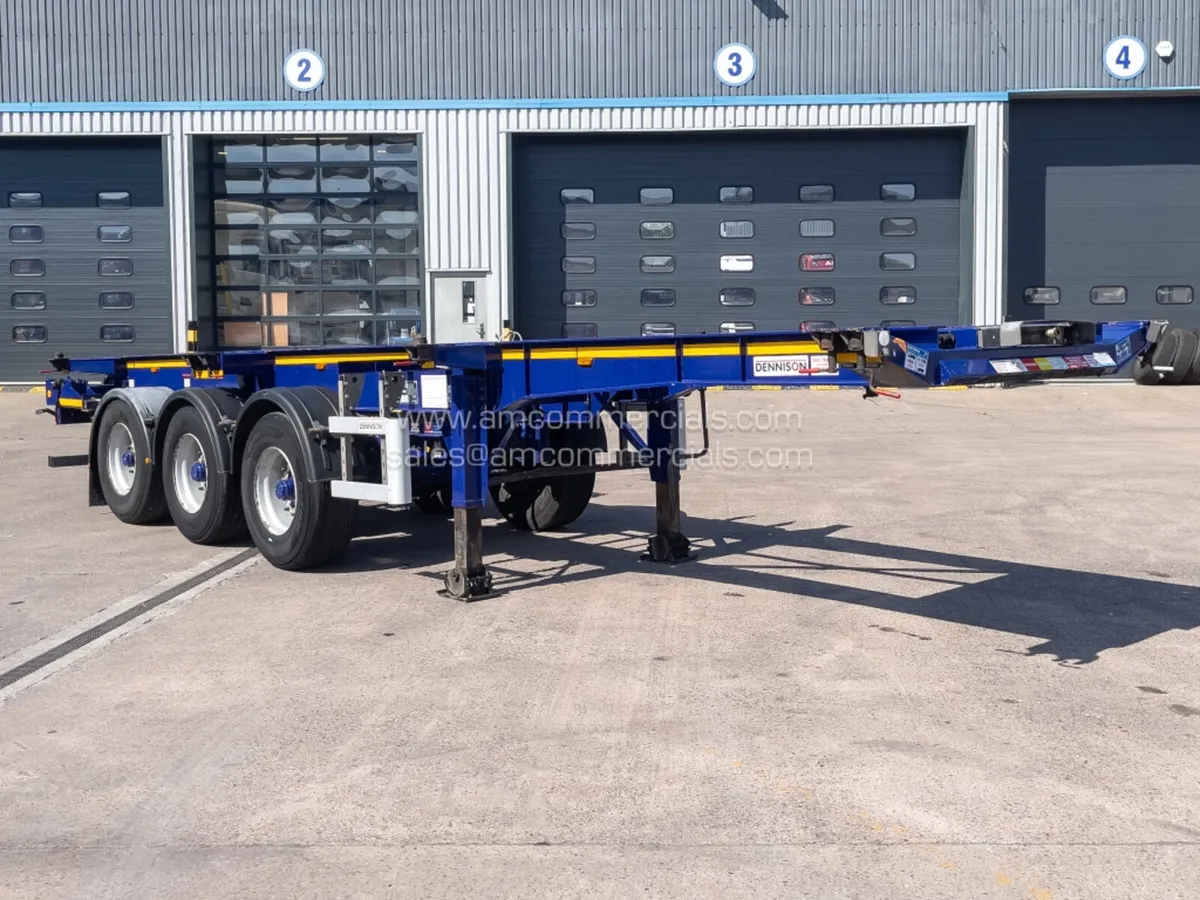 2020 DENNISON SLIDING SKELETAL TRAILER - Image 1