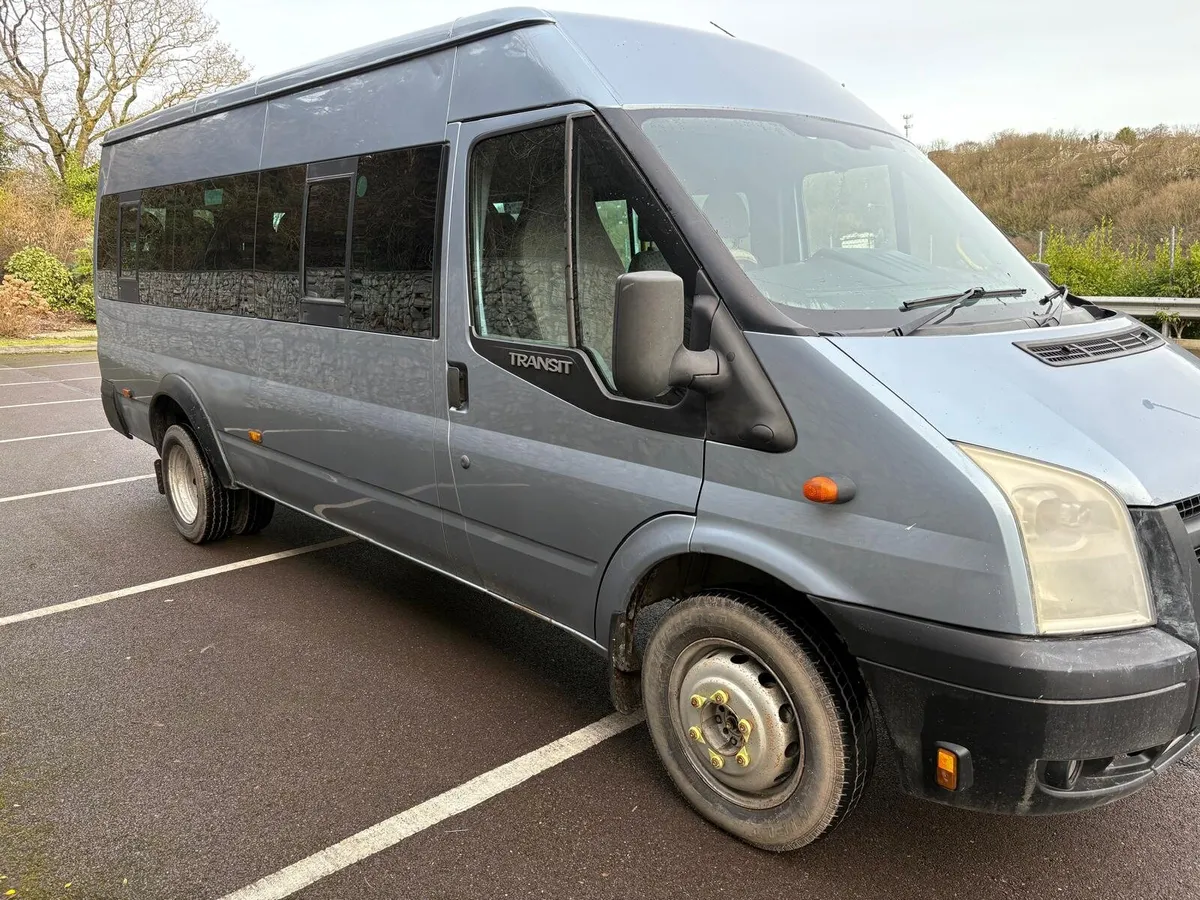 Ford transit minibus - Image 3