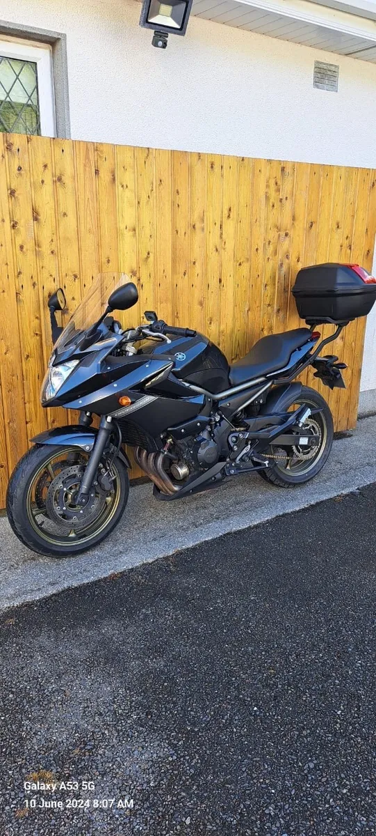 Yamaha XJ6 Diversion Sport - Image 1