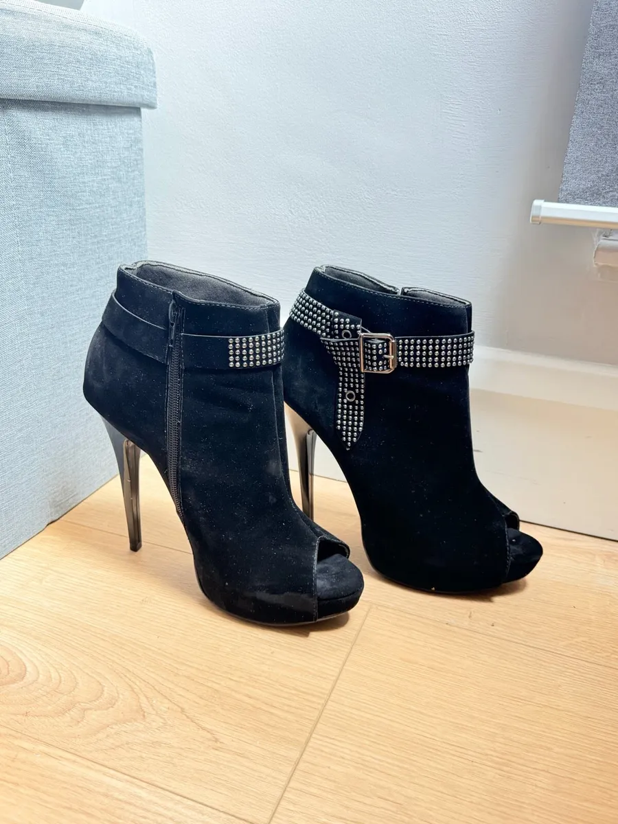 Shoes - Image 1