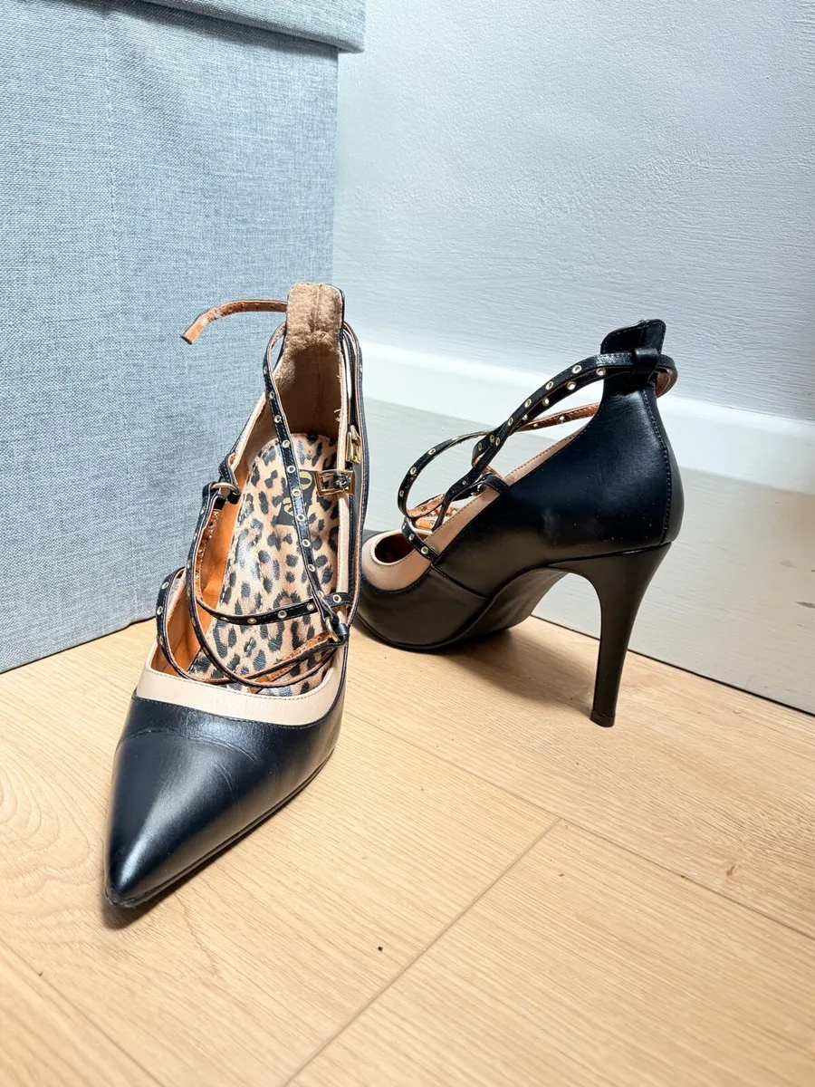 Shoes - Image 3