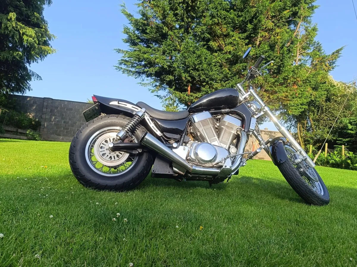 1996 Suzuki Intruder SV1400 - Image 1