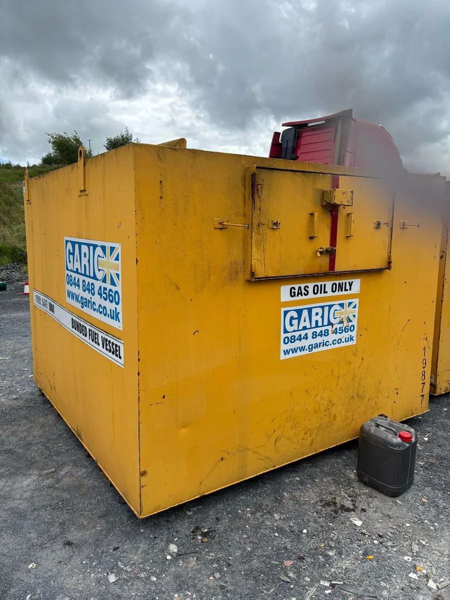 Bunded fuel tanks and water bowser - Image 1