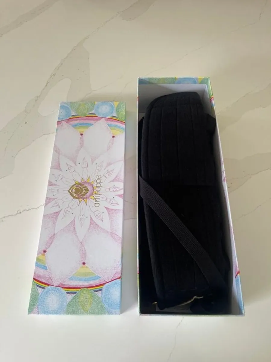 Artipoppe Baby Carrier, never used! - Image 4