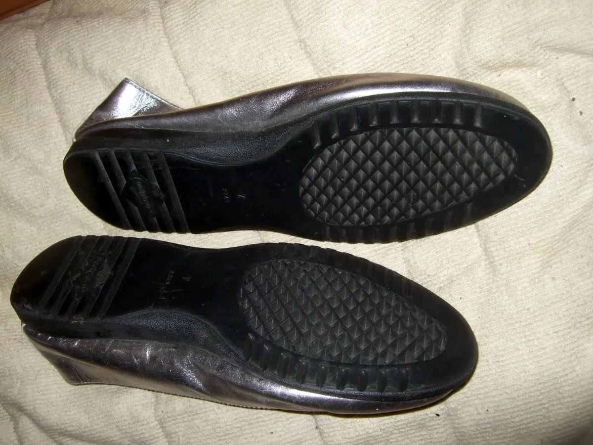 Marks & Spencer Foot Glove Shoes New/Unworn - Image 2