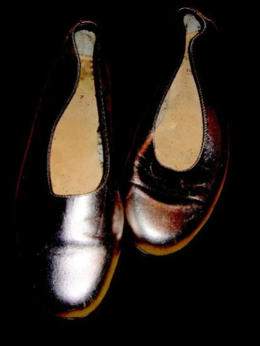 Marks & Spencer Foot Glove Shoes New/Unworn - Image 3