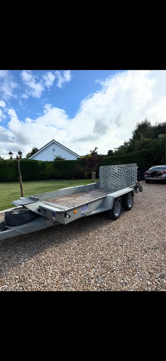 2025 12x6,1 Ifor Williams plant trailer - Image 1