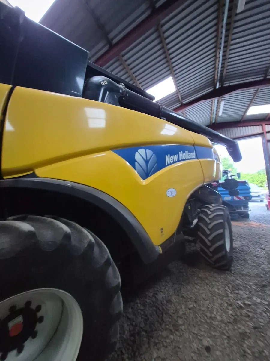Combine Harvester - Image 3