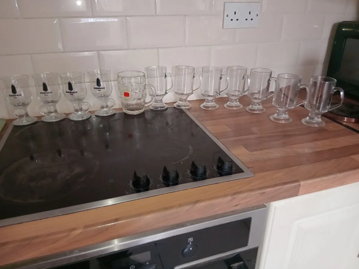 12 GLASSES WITH HANDLES