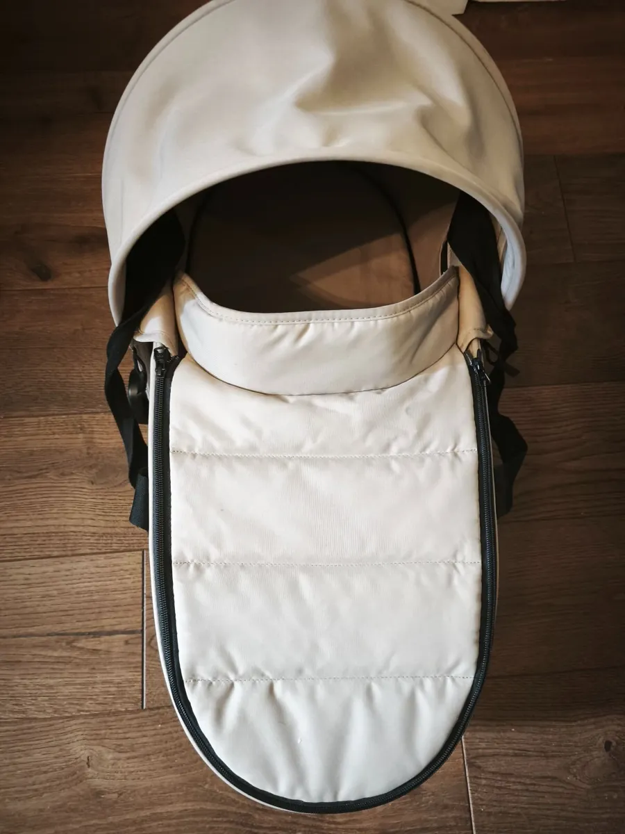 Bassinet for Yoyo stroller - Image 3