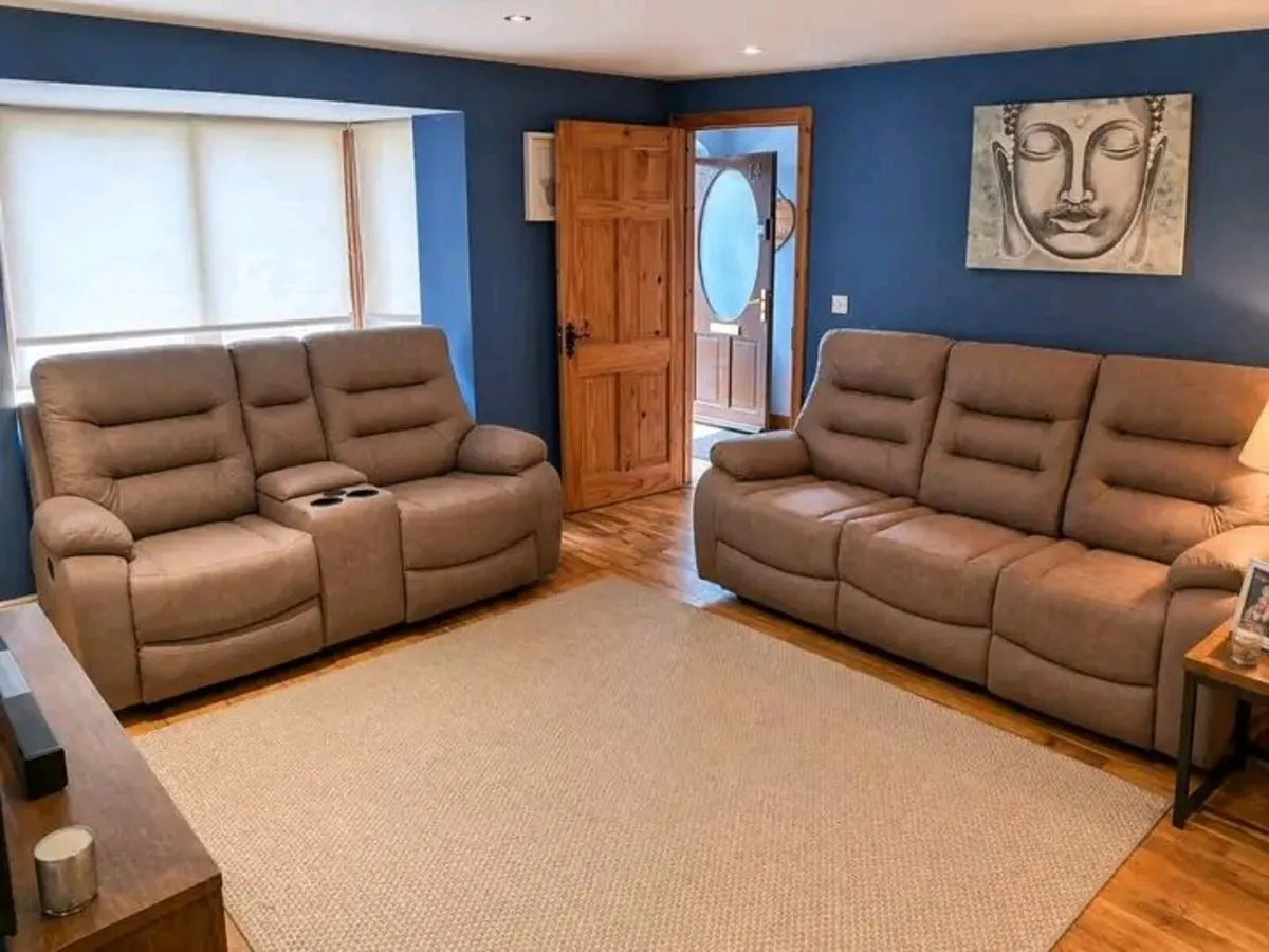 🛋️ New Wahaj 3+2 Sofa Set – Premium Qualit - Image 3