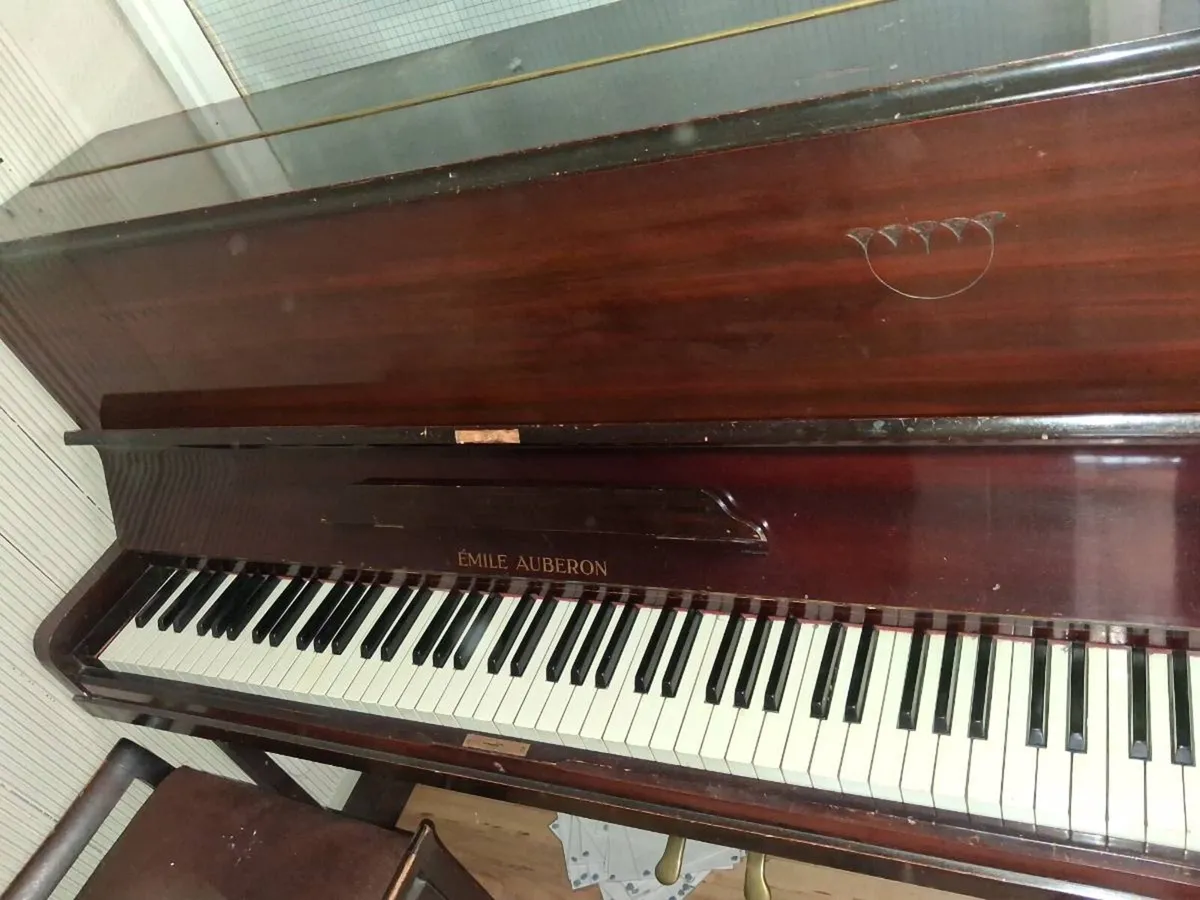 Piano - Image 3