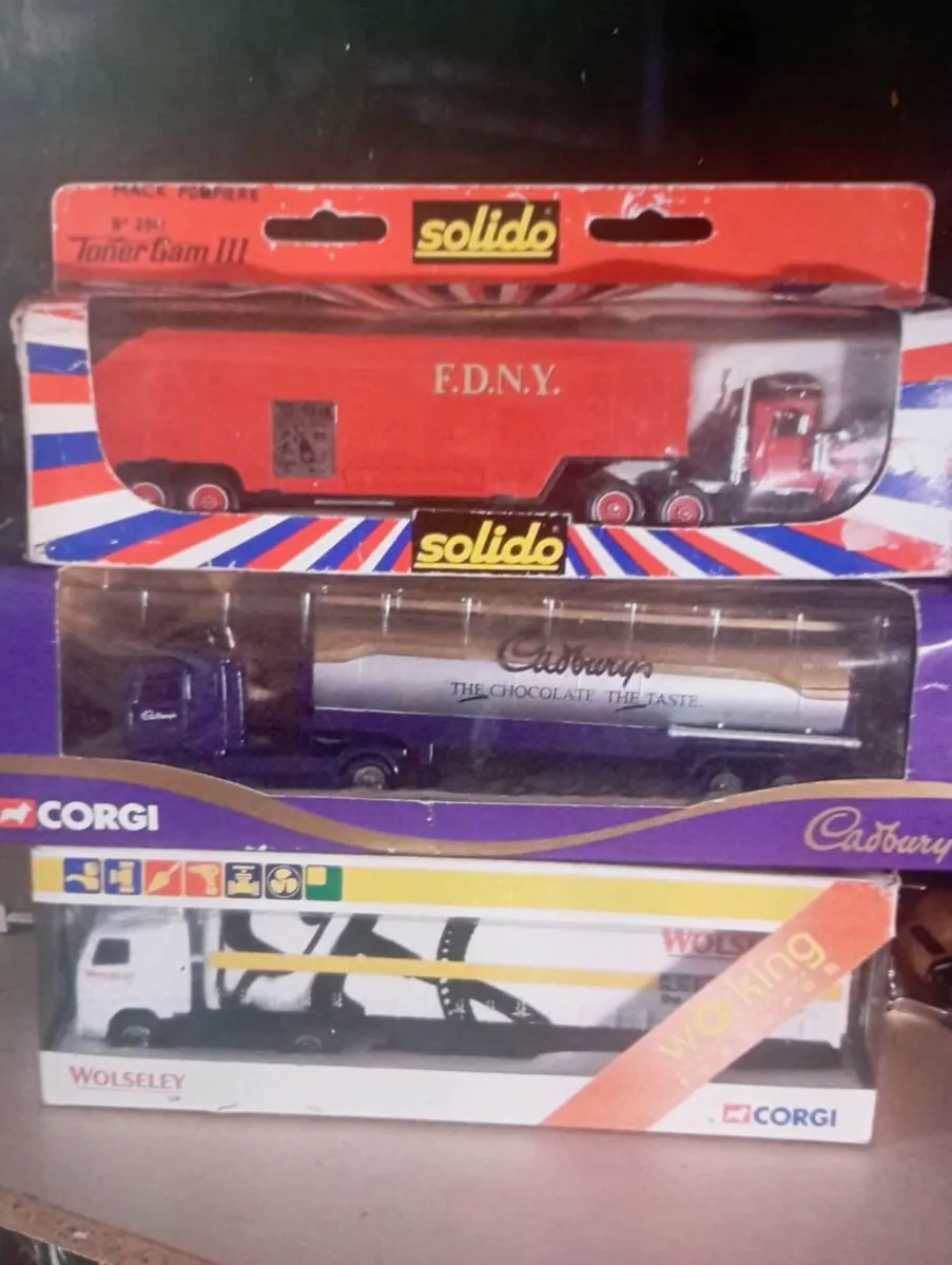 SOLIDO AND CORGI DIE-CAST MODLE TRUCK'S 1-50 SCALE - Image 2