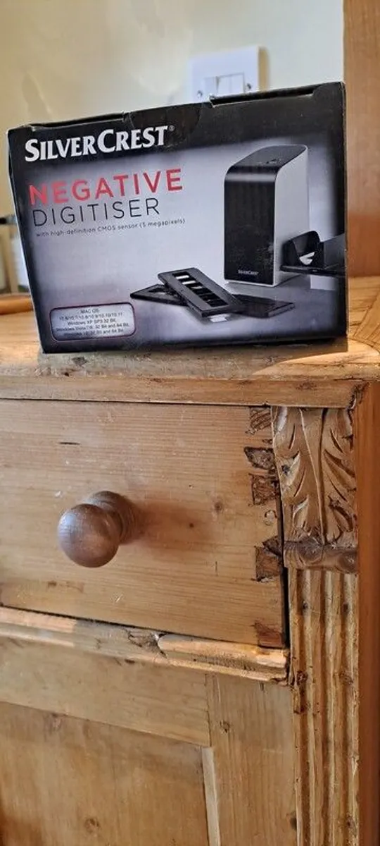 Negative Digitiser for digitising old photographic negatives - Image 2