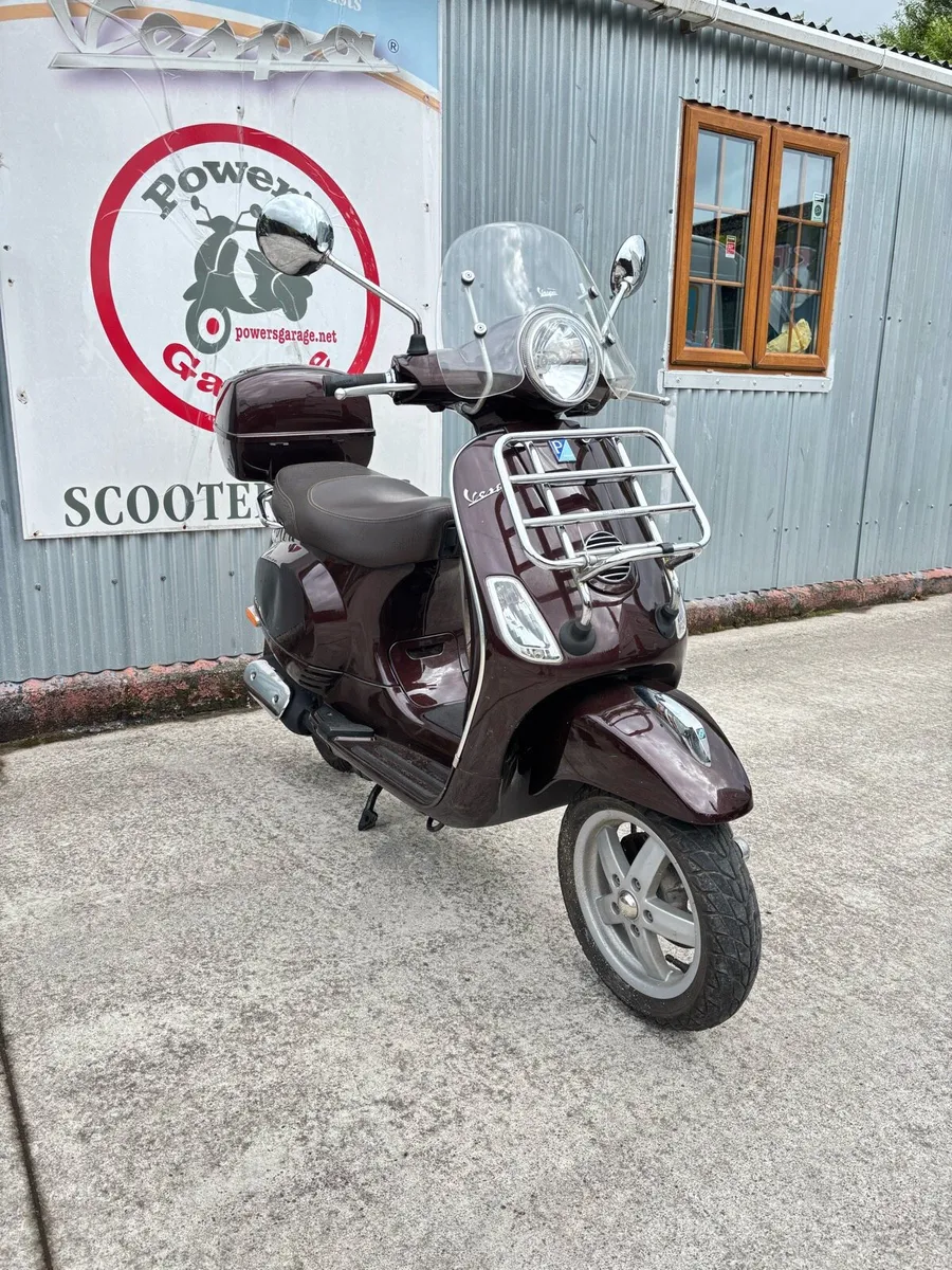 2010 Vespa LX50 touring 2T - Image 1