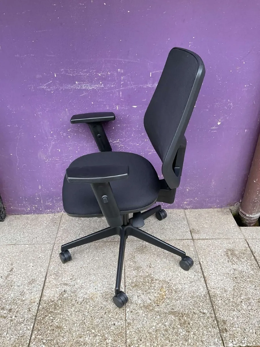 Senator Meteor mesh back ergonomic office chair - Image 4