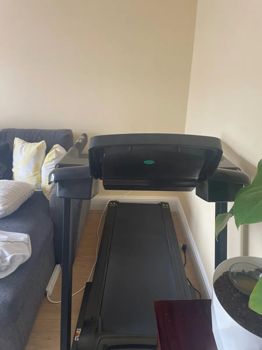 Hit Fitness H4 Treadmill - Image 2