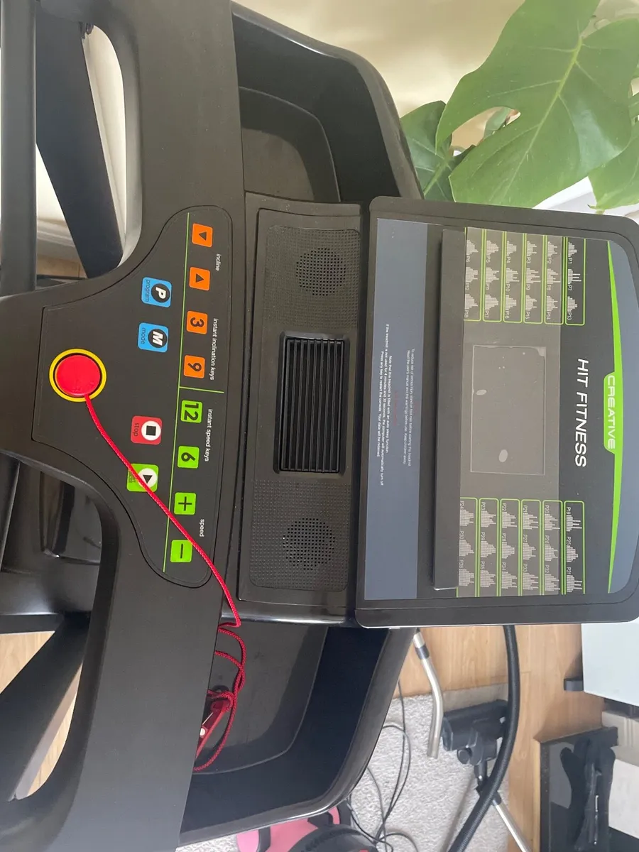Hit Fitness H4 Treadmill - Image 4