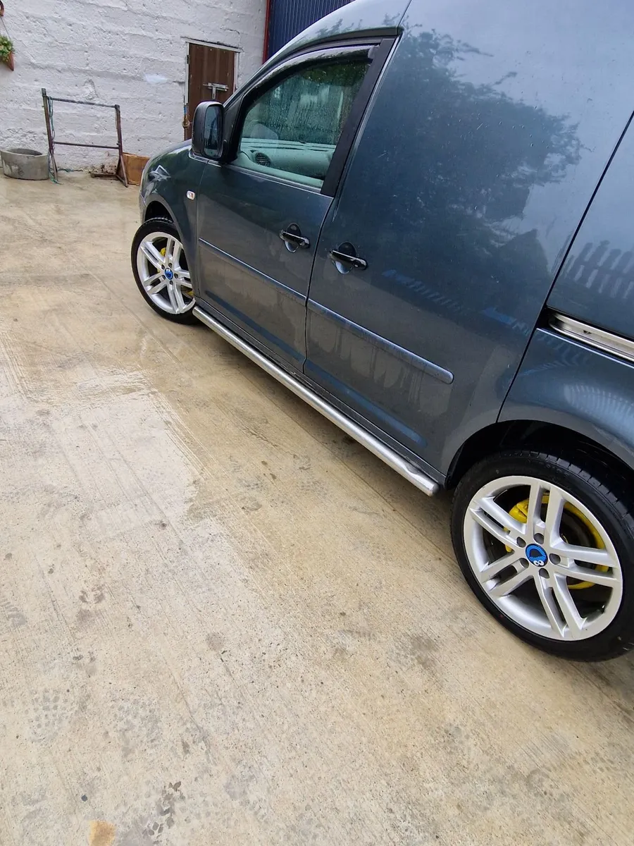 Volkswagen Caddy 2009 - Image 3