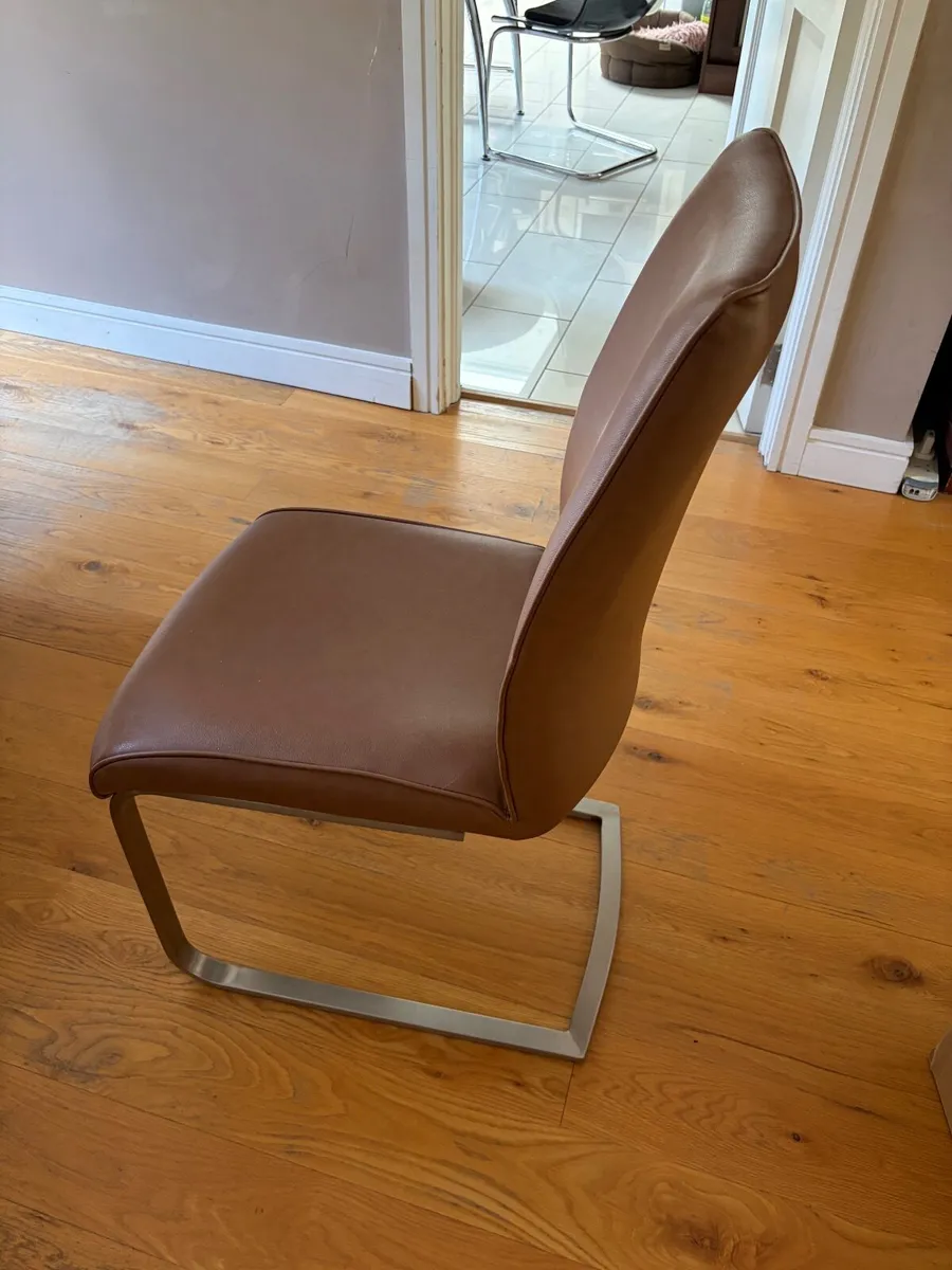 Large Dining Table & Chairs - Image 4