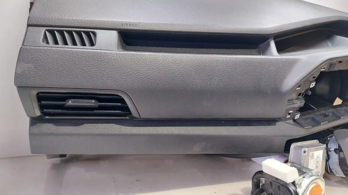 2022  Vokswagen Caddy Air Bag Set - Image 3