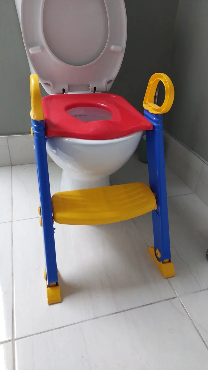 Mamas & papas car seat & toilet training seat/step - Image 1
