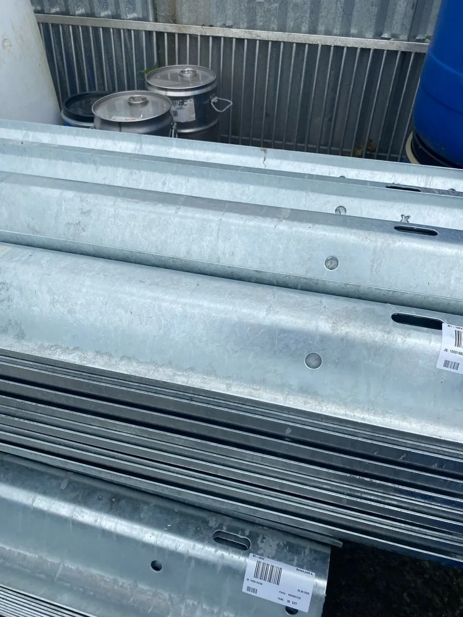 Crash barrier - Image 3