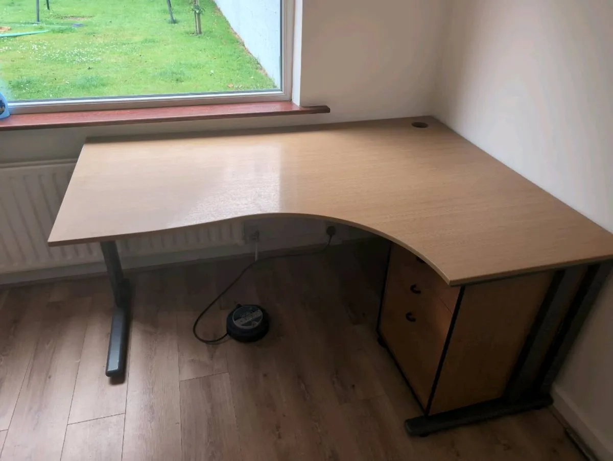 Desk with storage. - Image 1