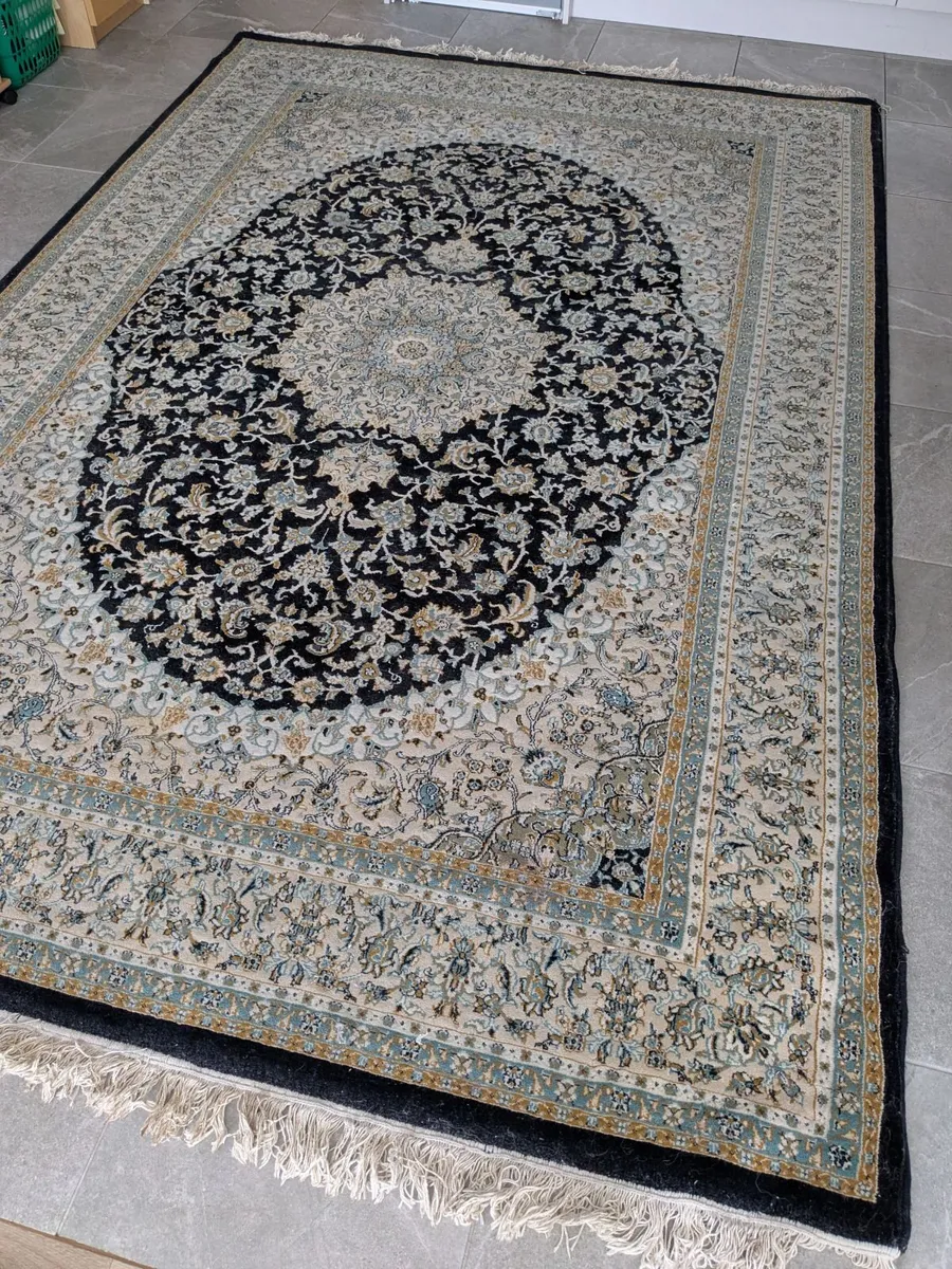 Rug - Image 1