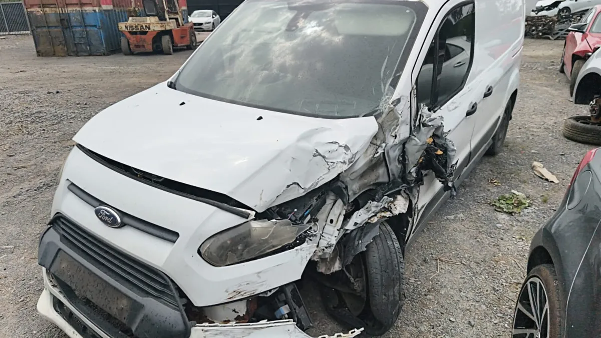 2017 Ford transit connect, , 1.5 D FOR BREAKING! - Image 4